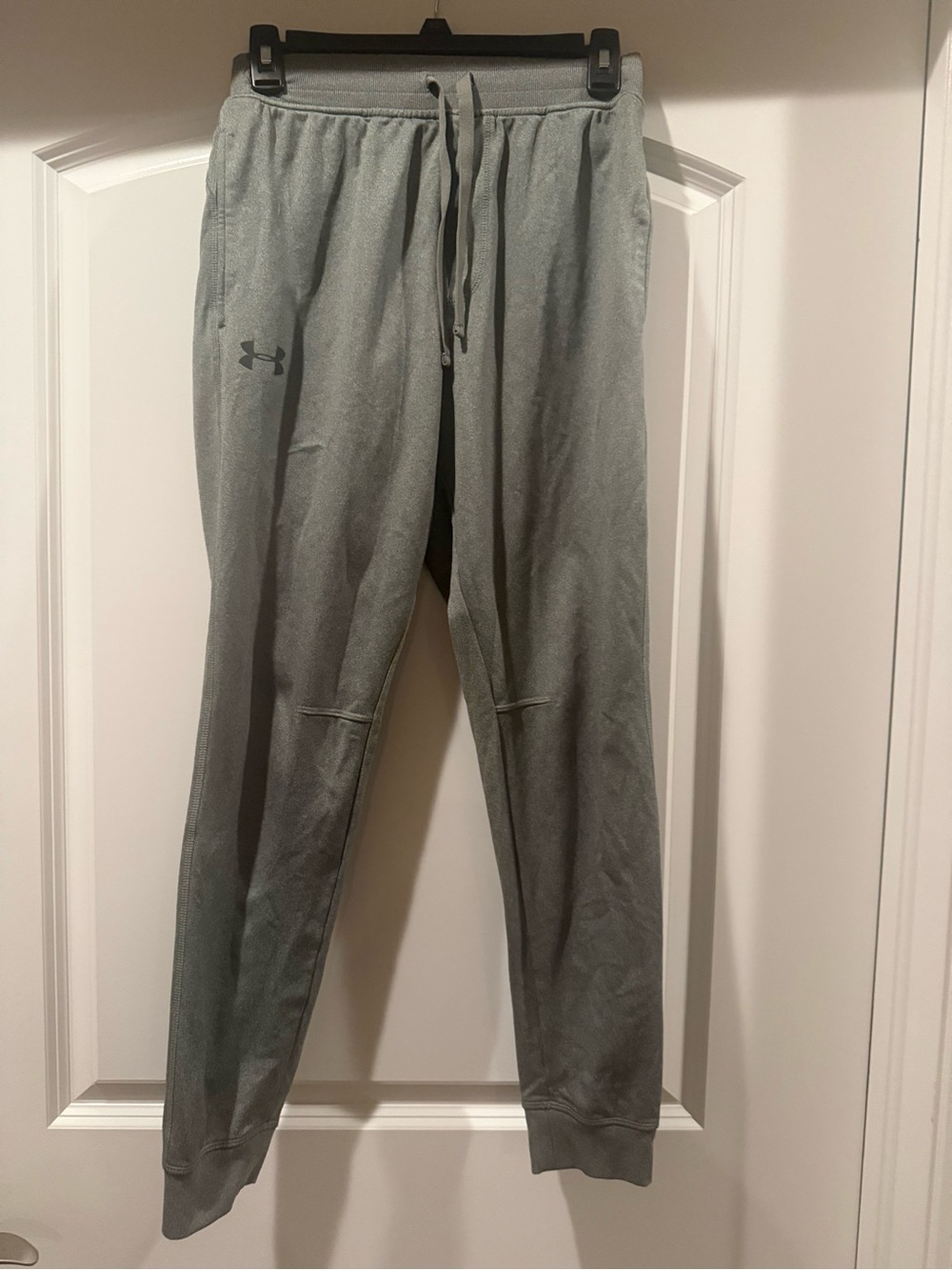Under Armour Men's Light Gray Performance Jogger Pants
